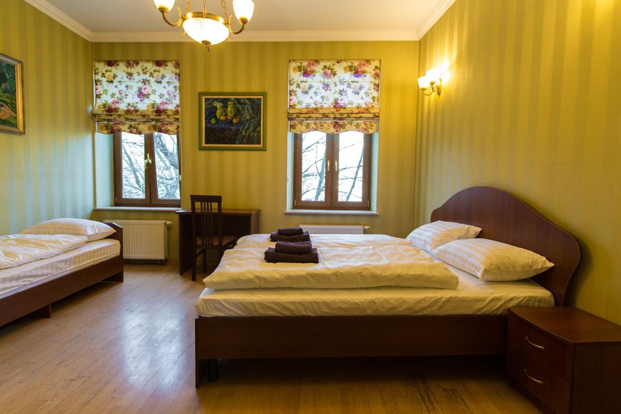 10 Rooms Lviv Ngoại thất bức ảnh
