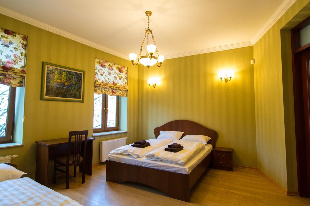 10 Rooms Lviv Ngoại thất bức ảnh