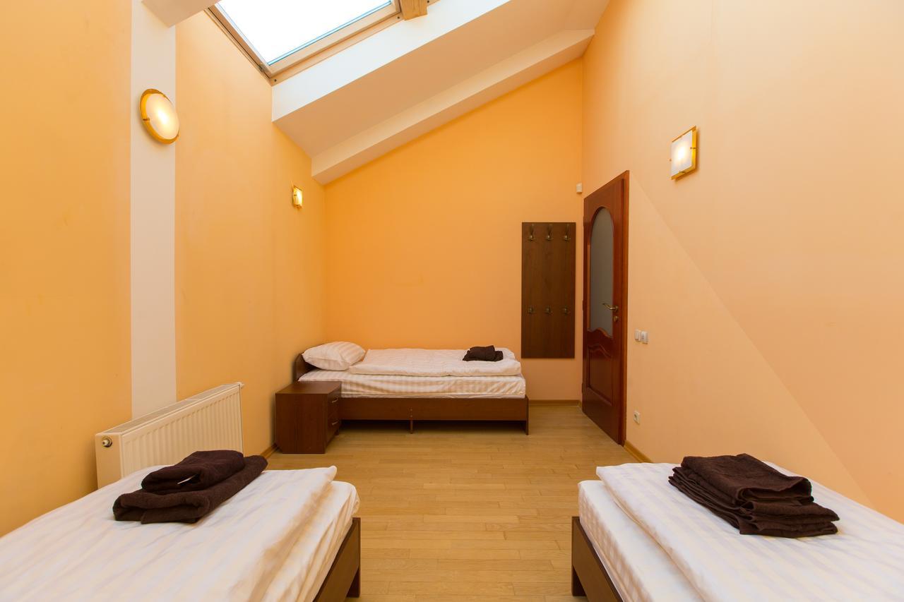 10 Rooms Lviv Ngoại thất bức ảnh